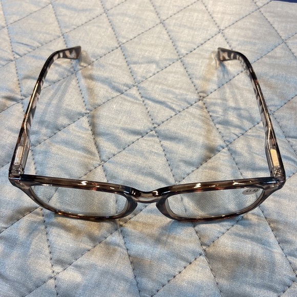 Blue Blocking +1.50 Reading Glasses. New. Flexible Temple. Tortoise Shell Frame. - Picture 6 of 11
